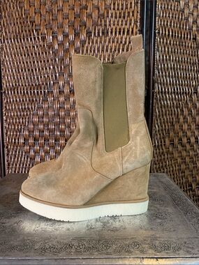 Renatta Suede Boots size 38